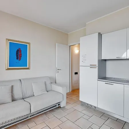 Appartamento Residential Complex With Panoramic Views In Oggebbio